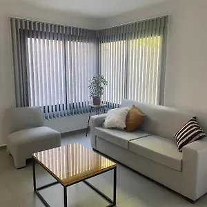 Urbandeptomza Apartamento